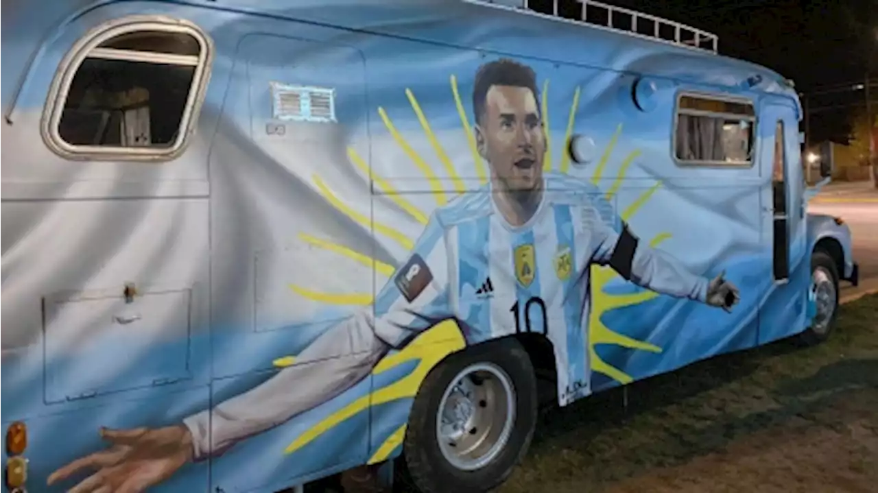 Intervinieron vehículos antiguos en homenaje a la selección argentina de fútbol