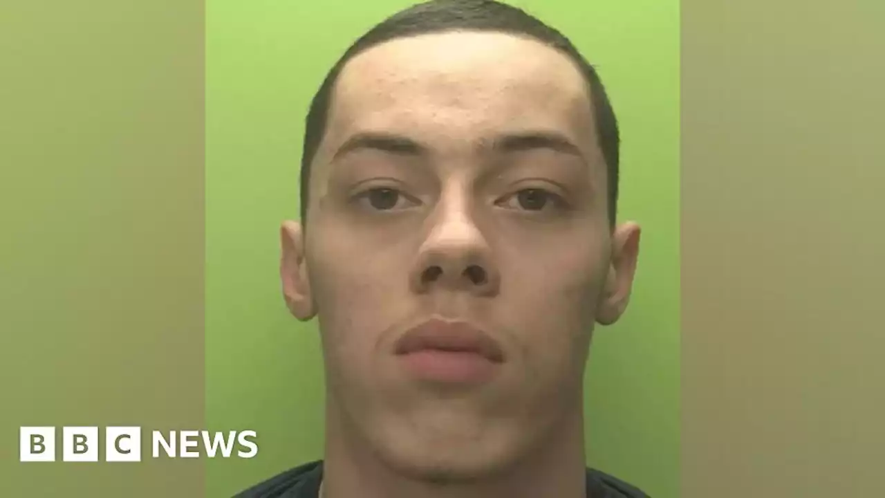 Man jailed for stabbing Nottingham police officer