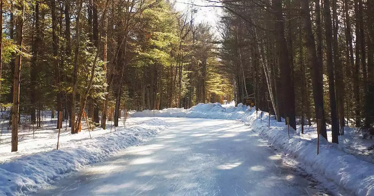 10 natural ice skating trails in Ontario to visit this winter