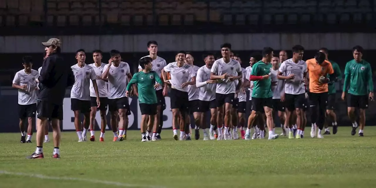 Geber Latihan 2 Kali Sehari ala Shin Tae-yong Membuat Fisik Pemain Timnas Indonesia Meningkat Pesat - Bola.net