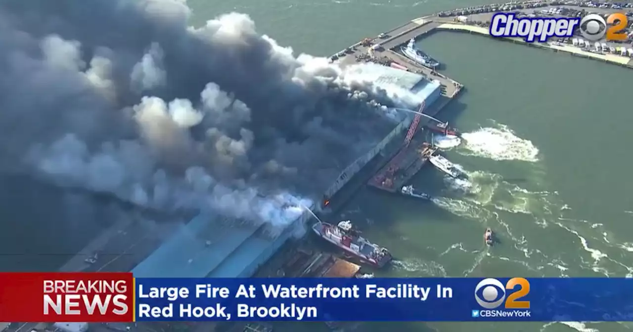 Fire tears through NYPD tow pound facility in Red Hook, Brooklyn