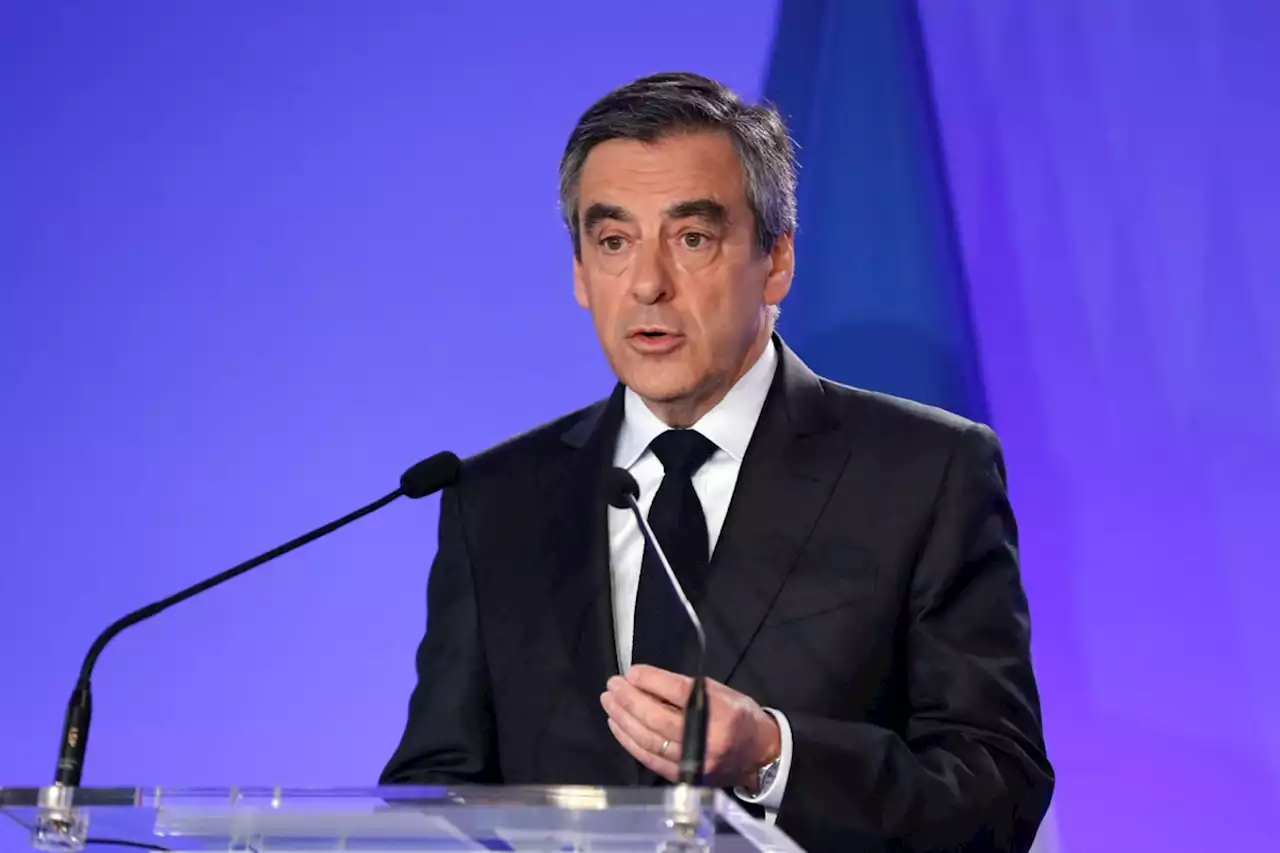 Les Républicains : François Fillon a repris sa carte du parti