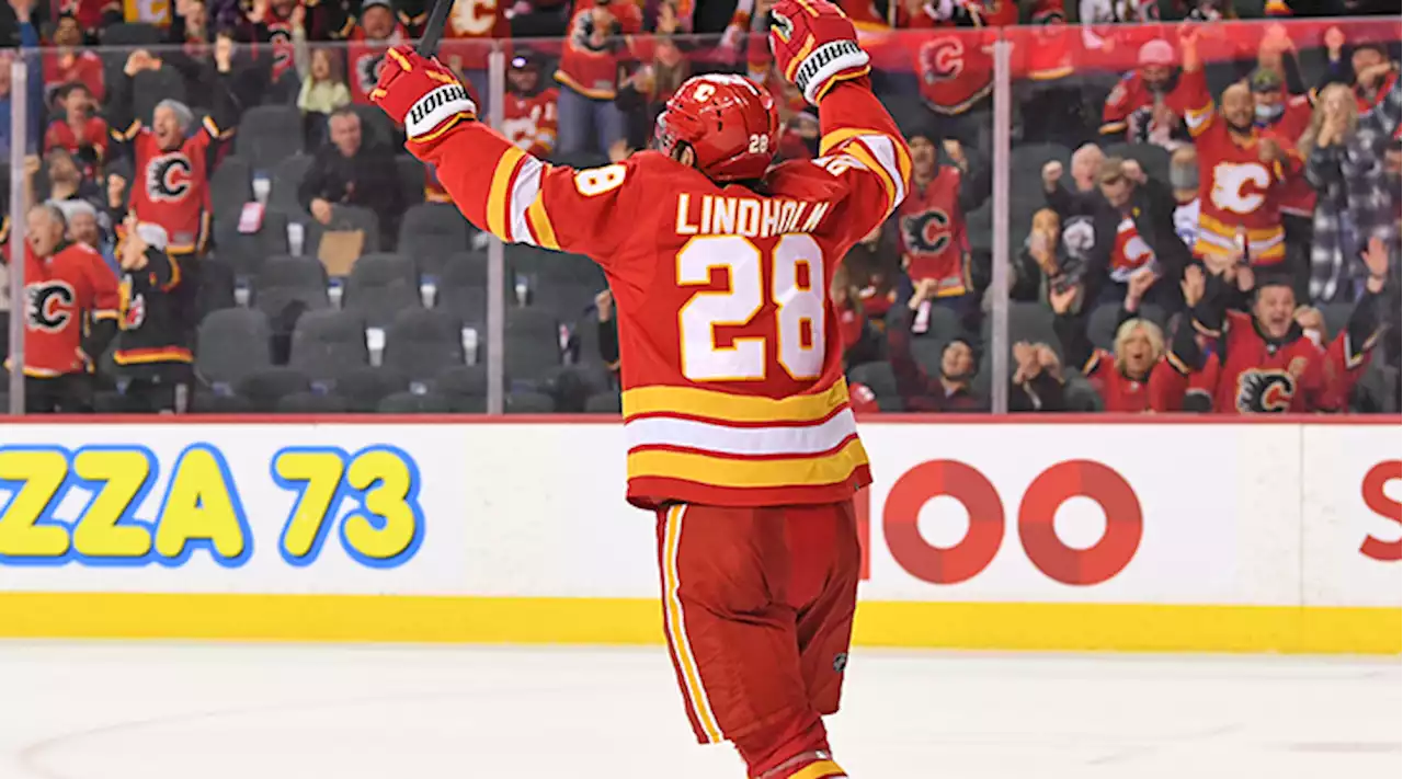 Calgary Flames Elias Lindholm & MacKenzie Weegar will not play vs Canadiens - Daily Faceoff