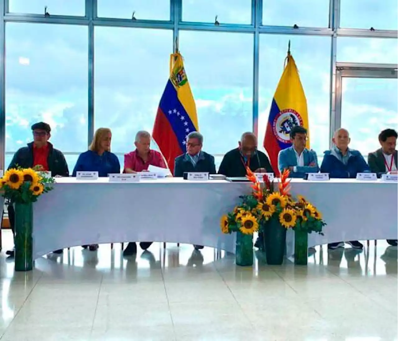 Diálogo entre Gobierno y ELN: conozca los primeros acuerdos y la nueva sede