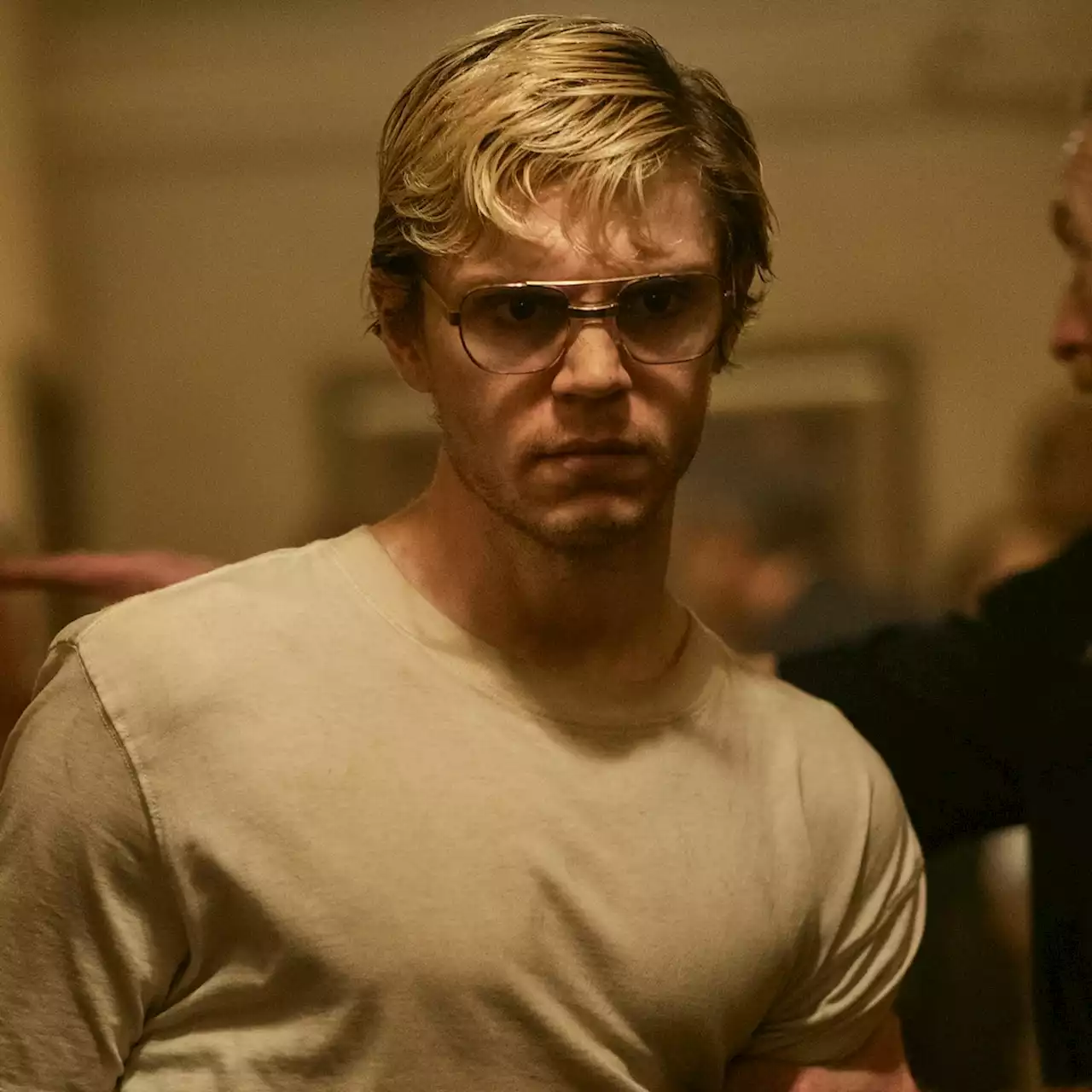 Why You Shouldn’t Expect Evan Peters to Return for DAHMER Season 2 - E! Online
