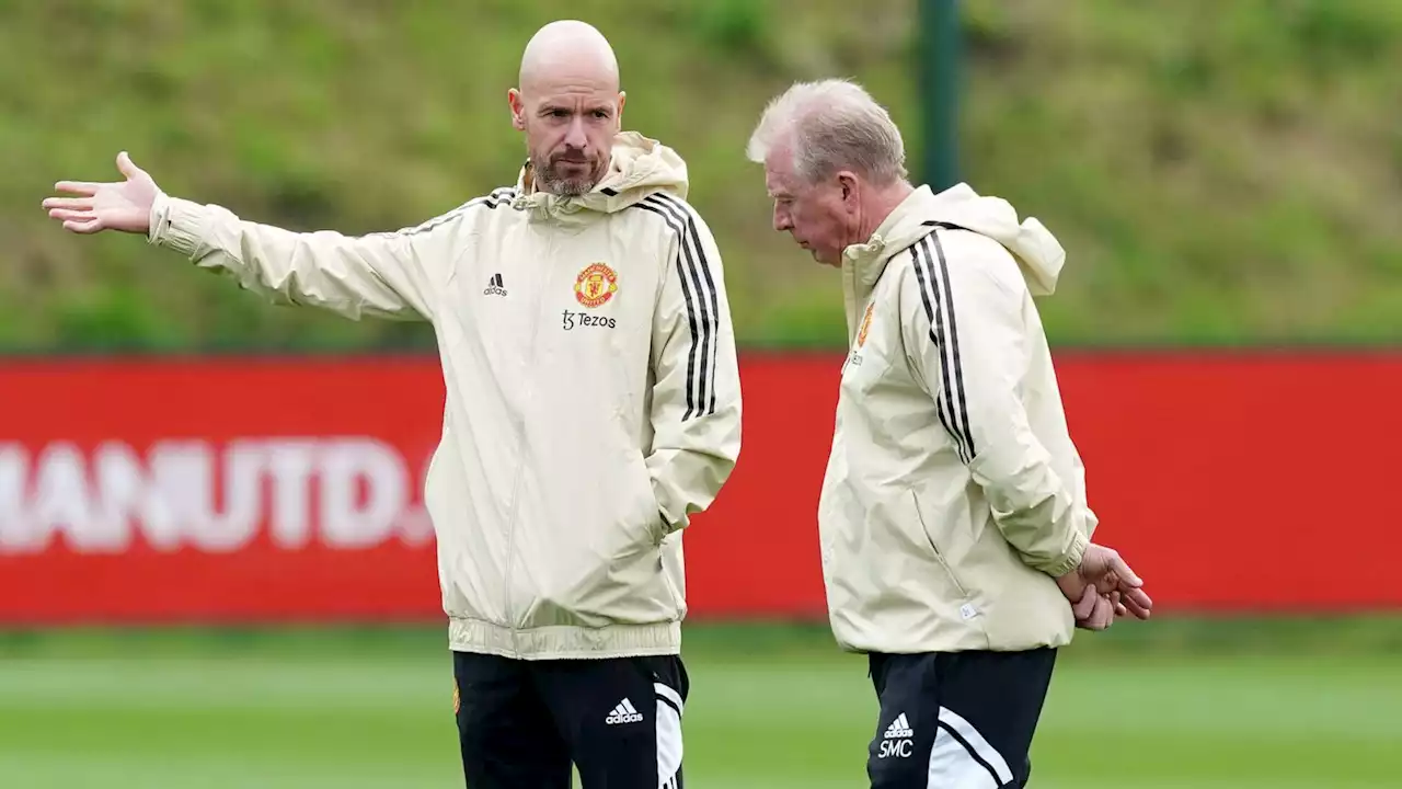 Ten Hag given 'recommendation' by Man Utd right-hand man about 'unbelievable' World Cup defender