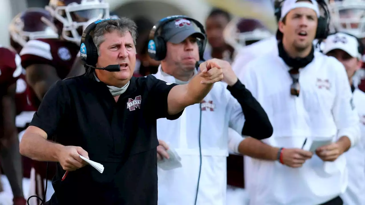 Mississippi State football coach Mike Leach has died at 61