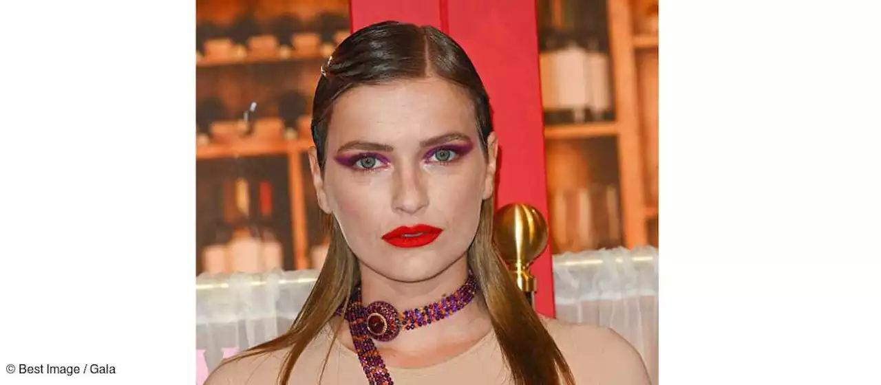 PHOTO – Camille Razat : on s’inspire de son make-up bold pour les fêtes - Gala