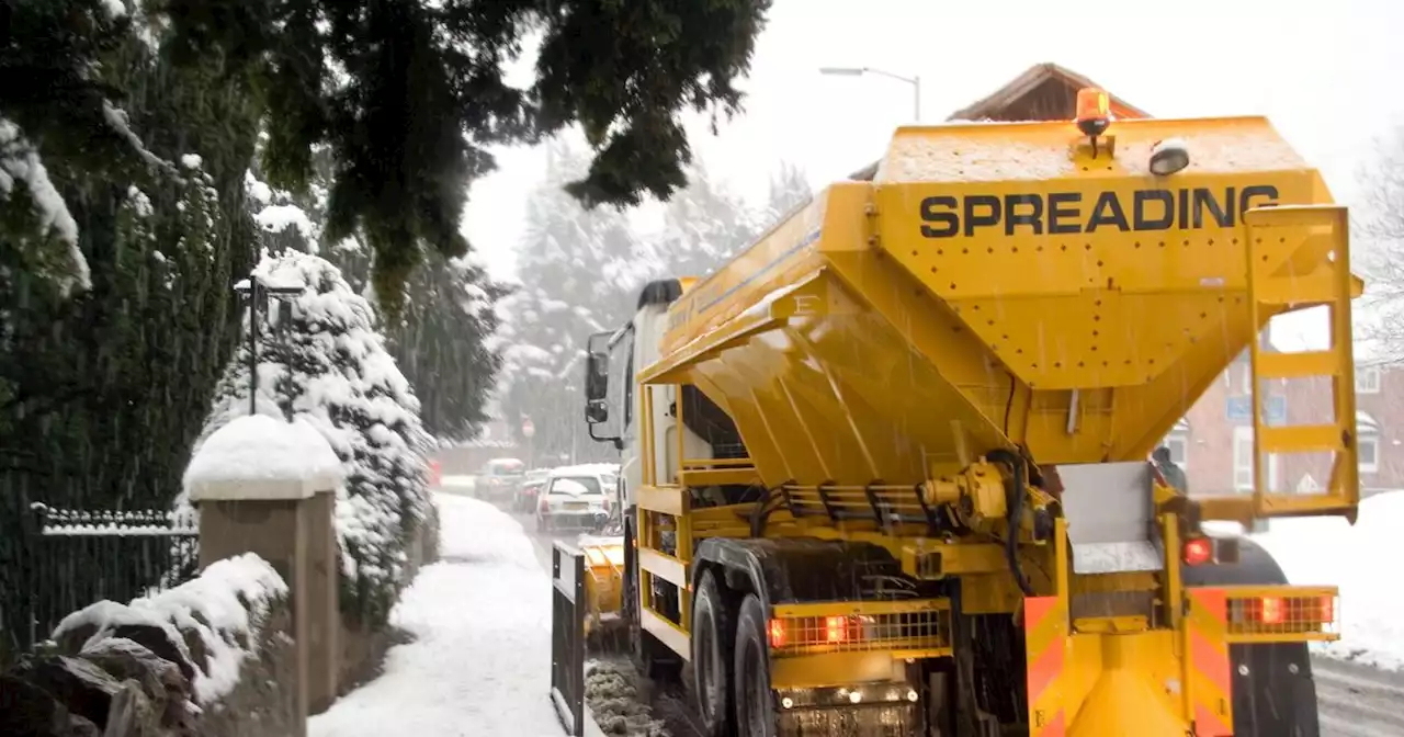 Glasgow gritting teams at 'breaking point as hundreds complain about untreated streets'