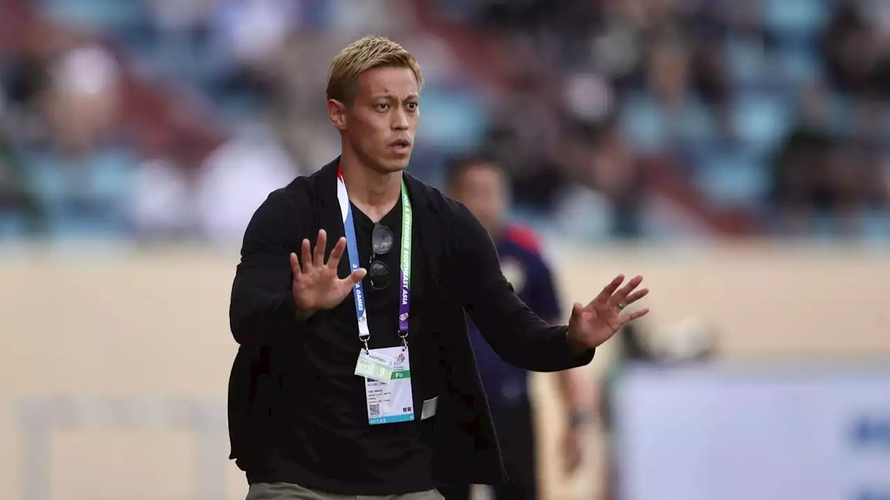 Keisuke Honda Soroti Lini Pertahanan Kamboja | Goal.com Indonesia