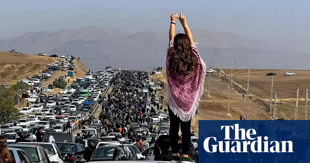 Iran sentences 400 people to jail terms of up to 10 years over protests