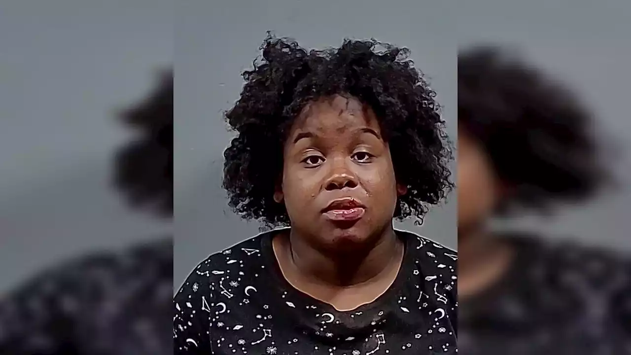 ‘Imma off both of them’: Woman threw two babies to the ground, deputies say