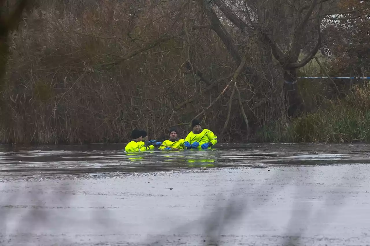 Kids still playing on frozen UK lakes despite deaths of 3 boys in Solihull tragedy