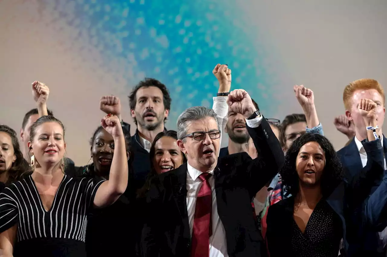 Tensions à LFI : derrière Jean-Luc Mélenchon, un combat de générations ?