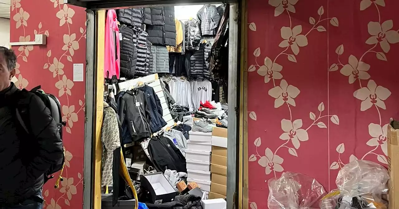 Shouts for help as 30 Christmas shoppers locked in counterfeit shop by staff