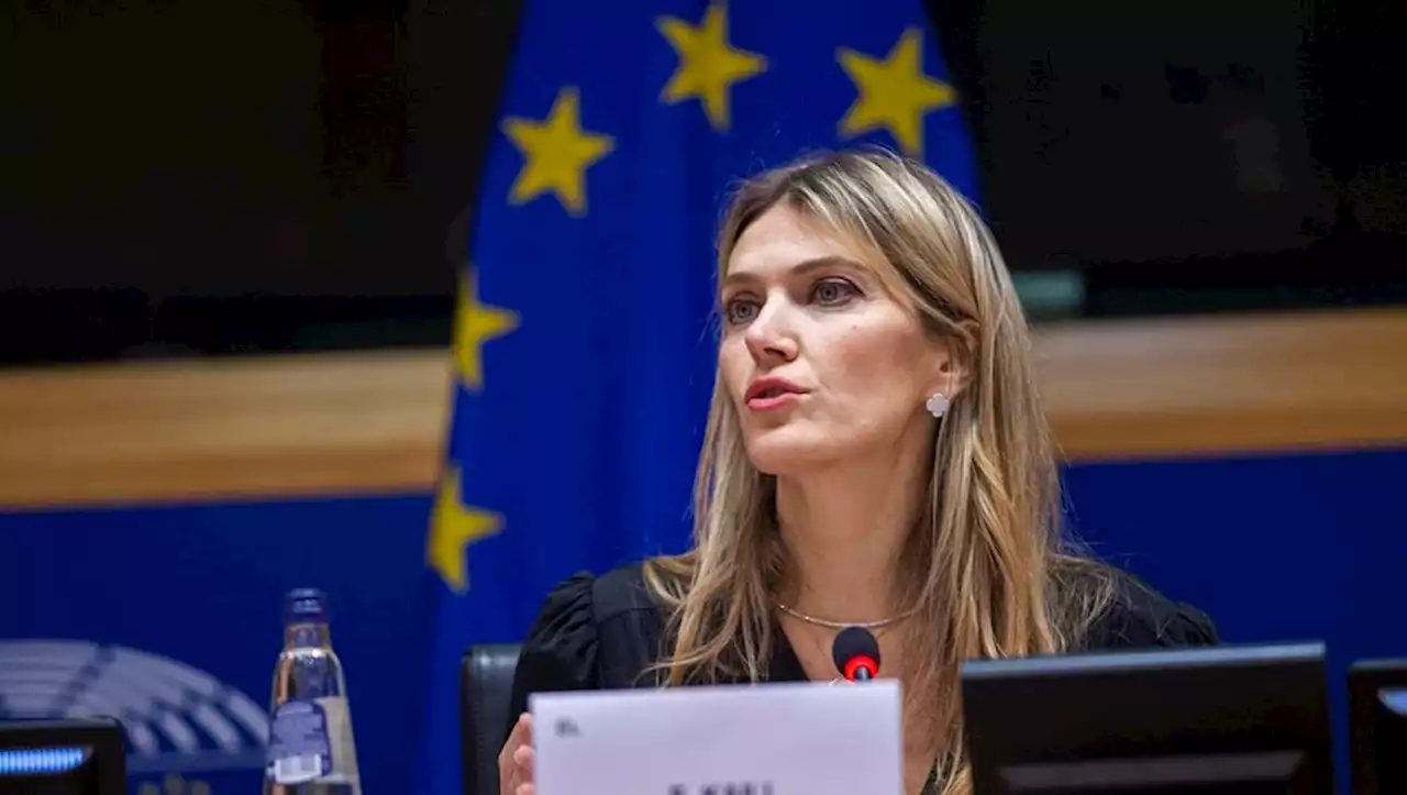 Soupçons de corruption au Parlement Européen : Eva Kaili privée de son mandat de vice-présidente