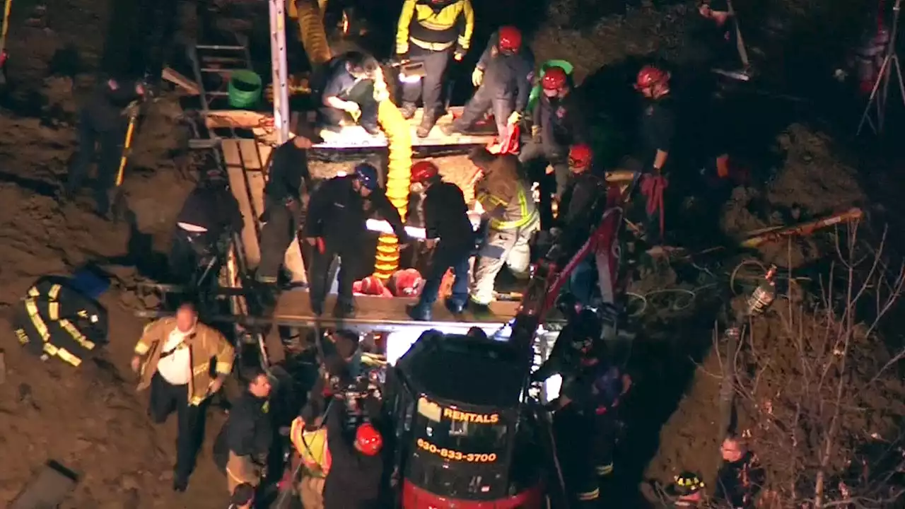 Buffalo Grove Rescue Workers Pull Unconscious Man From Collapsed Trench