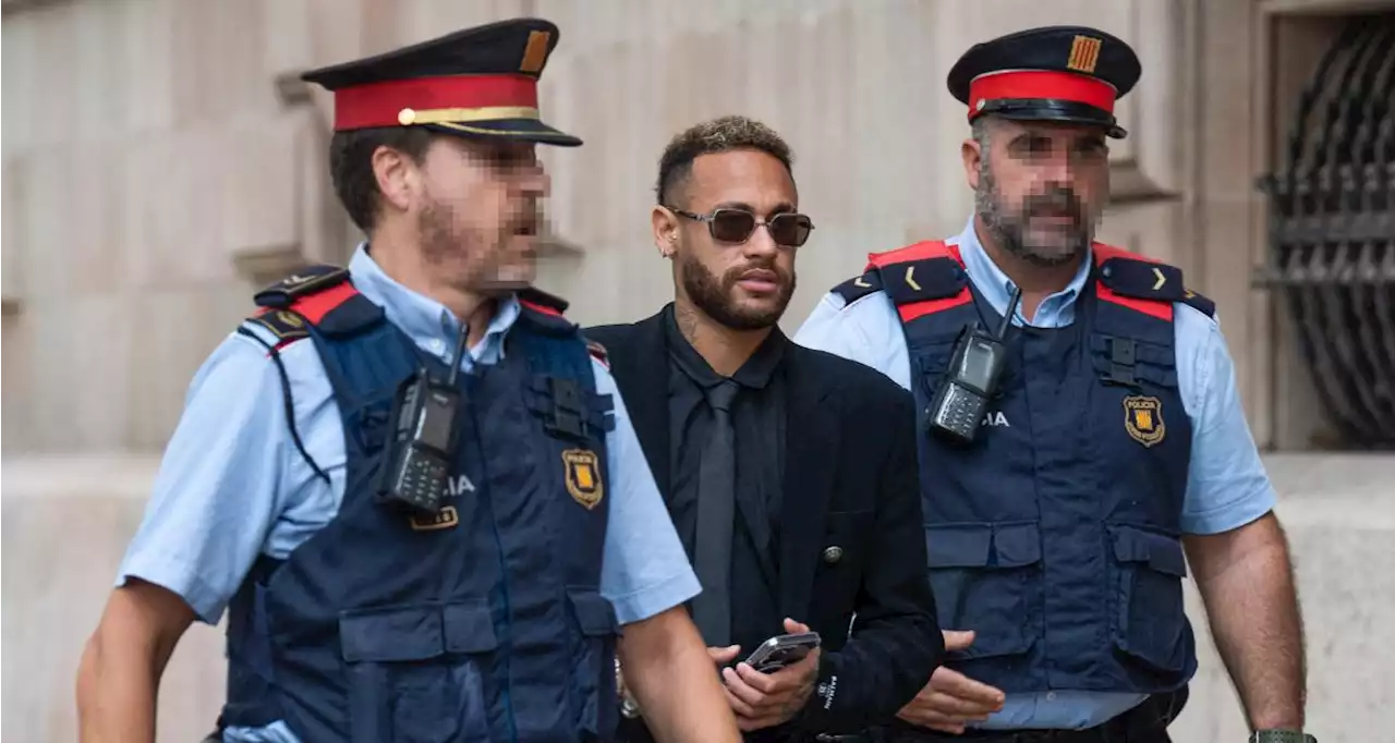 PSG : Neymar relaxé dans son procès sur son transfert au Barça