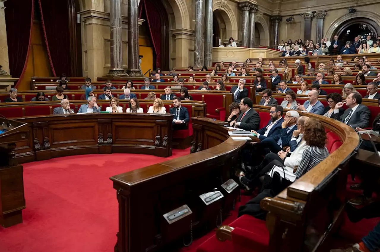 Cinco fechas que resumen los 90 años de historia del Parlament de Catalunya