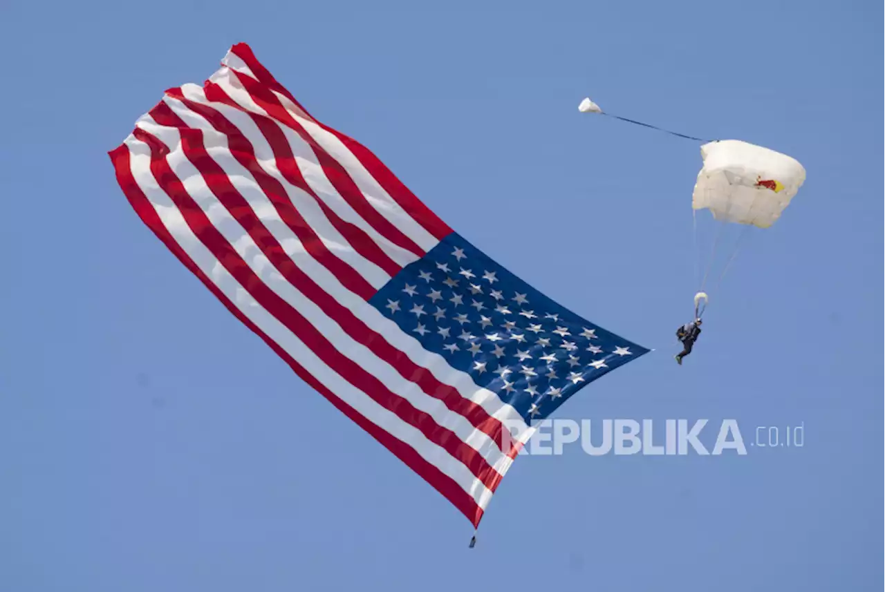 Mantan Pilot Marinir AS Ditangkap Karena Beri Pelatihan Kepada Pilot China |Republika Online