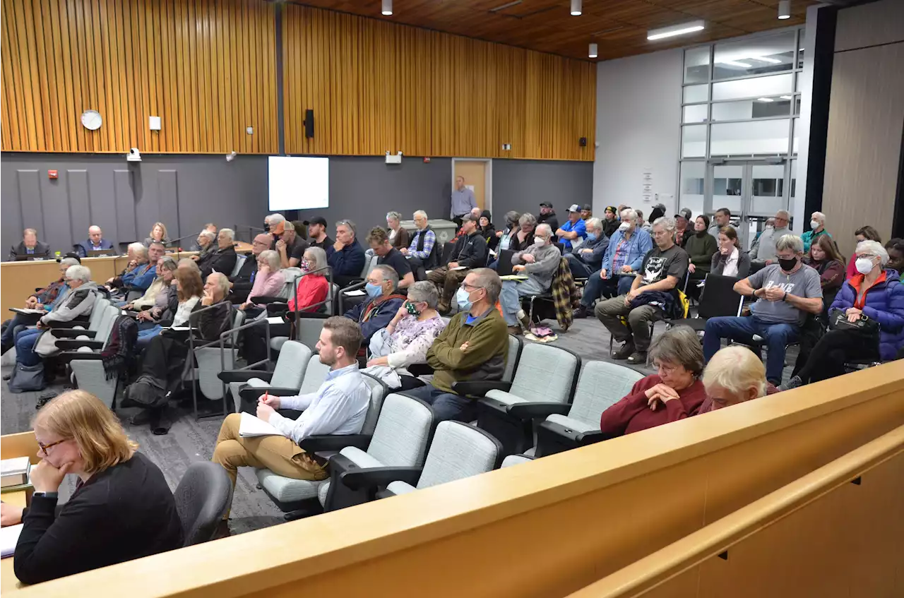 Kings, N.S., council approves controversial Wolfville Ridge rezoning by slim margin | SaltWire