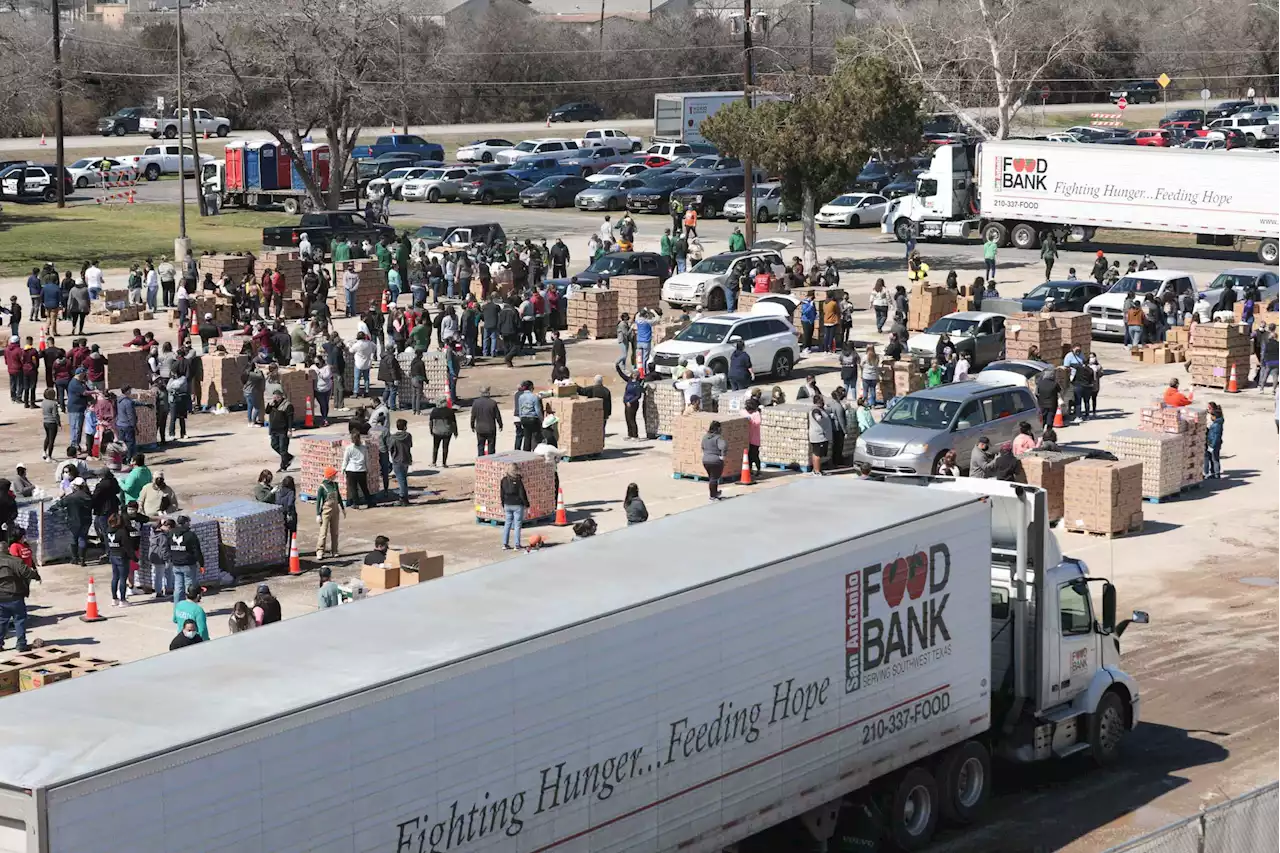 SAISD, Food Bank will feed hundreds of families as holidays approach