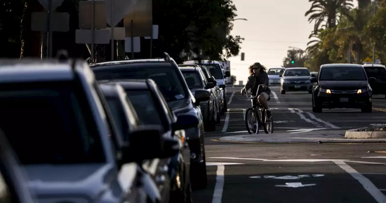 Opinion: Empty bike lanes a telling comment on who has clout in San Diego