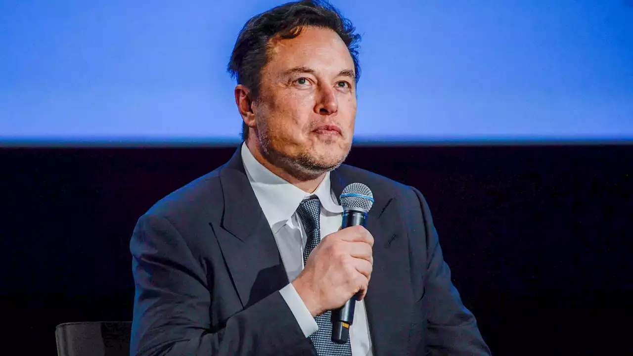 Elon Musk admits 'a lot of boos' greeted his cameo at Dave Chappelle gig