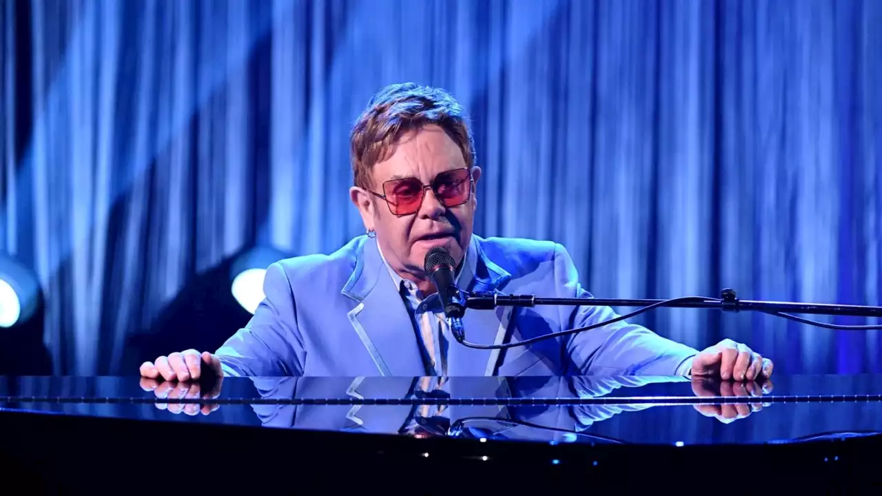 Elton John &#8216;picked up Marxist playbook&#8217; after announcing Twitter departure