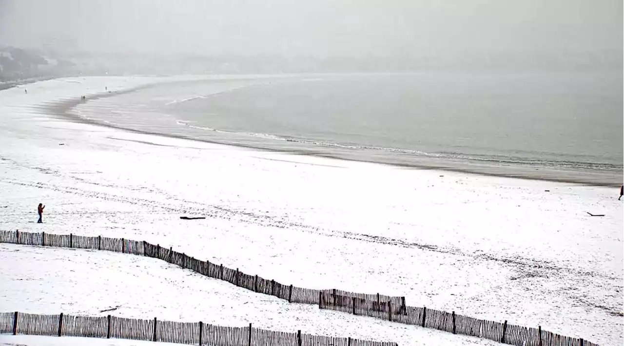 Premiers flocons dans le Sud-Ouest, 12 départements en vigilance orange neige et verglas en France