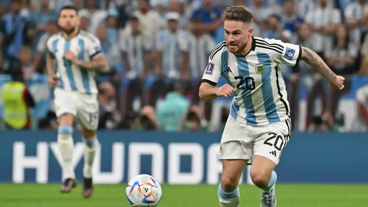 Argentinien: Carlos Mac Allister vor dem WM-Halbfinale im Interview