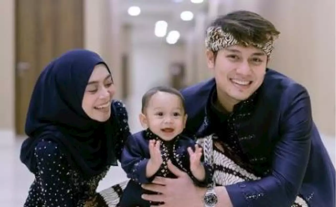 Rizky Billar Akhirnya Umrah Bersama Lesti dan Baby L