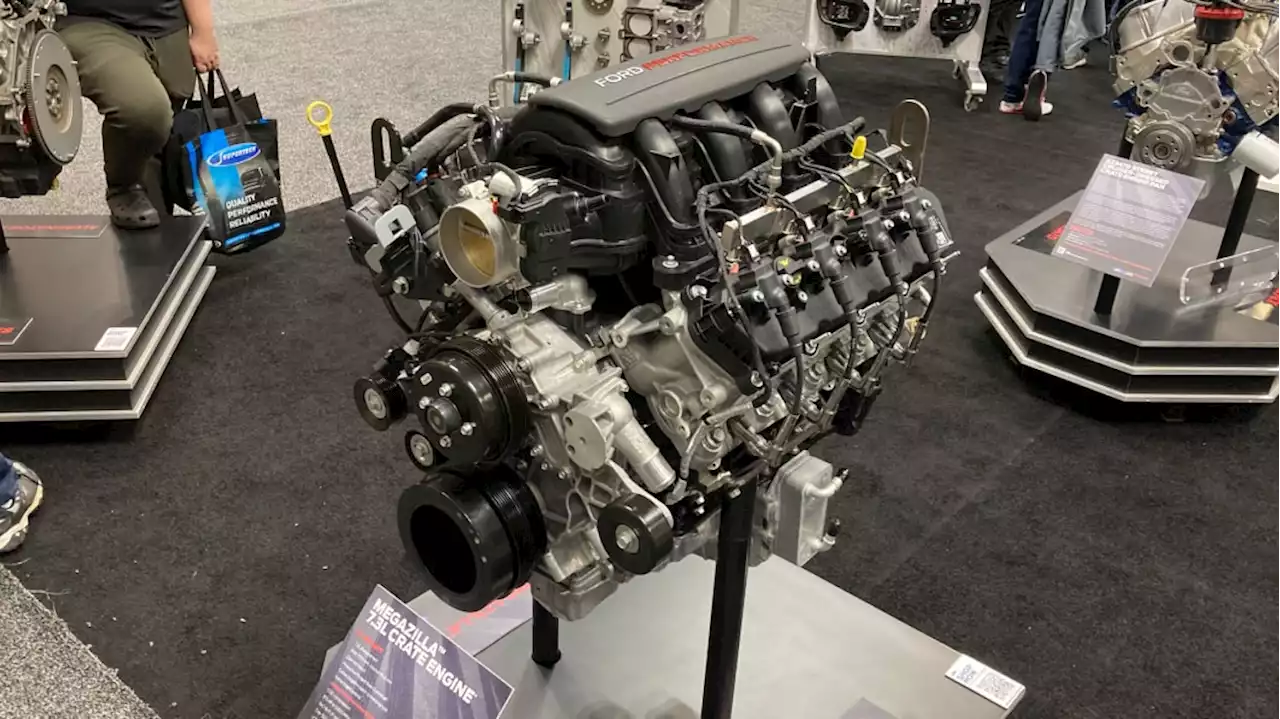 Ford Megazilla crate engine rumbles into Indianapolis - Autoblog