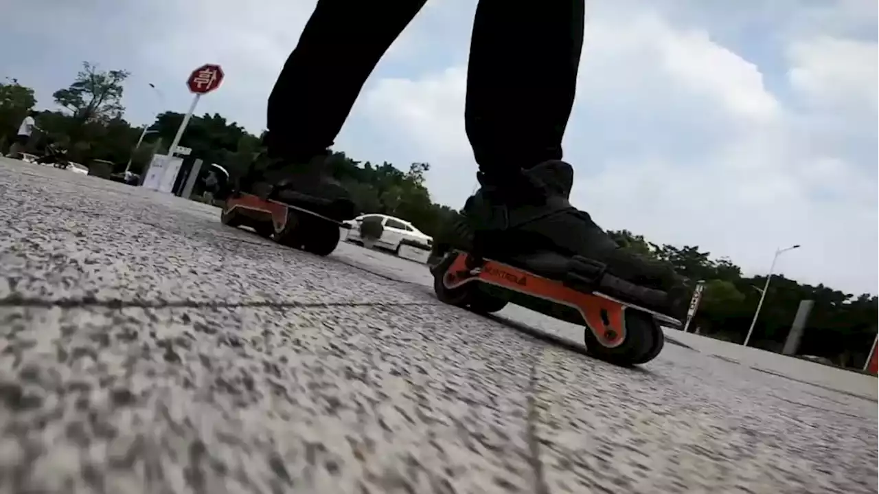 These wearable electric skates strap on over your shoes - Autoblog