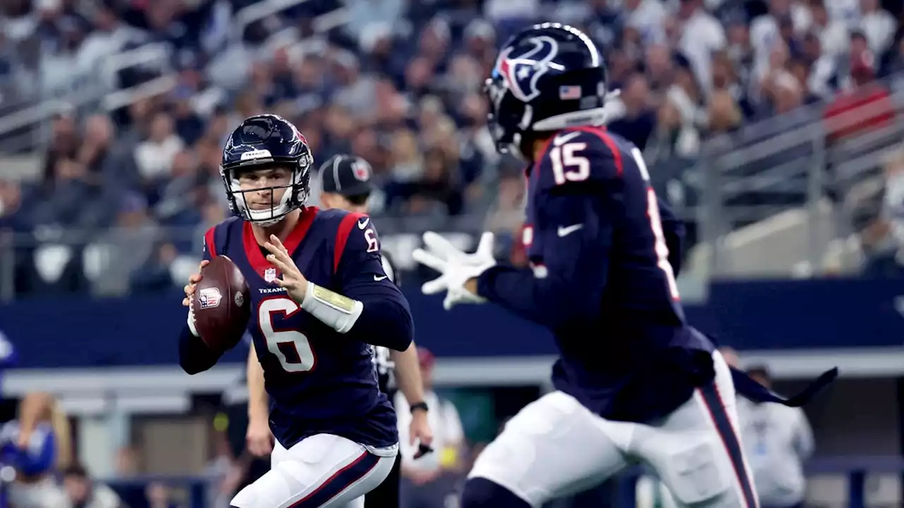 Texans evaluate dual quarterback wrinkle after close loss to Cowboys