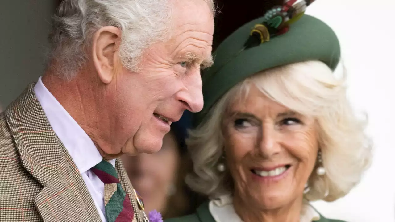 Le roi Charles III et la reine consort Camilla dévoilent une émouvante carte de Noël