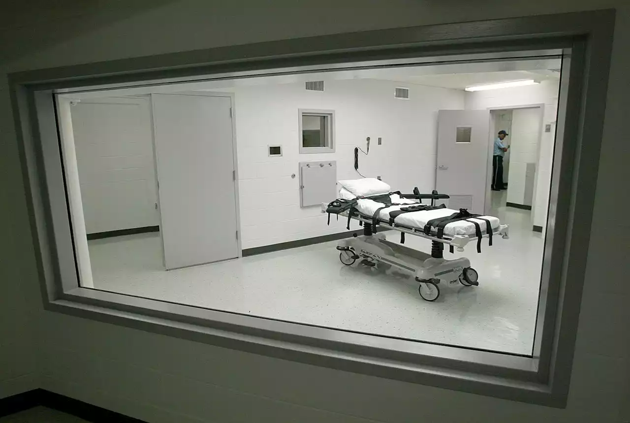 Ivey asks Alabama Supreme Court for new rule on execution dates