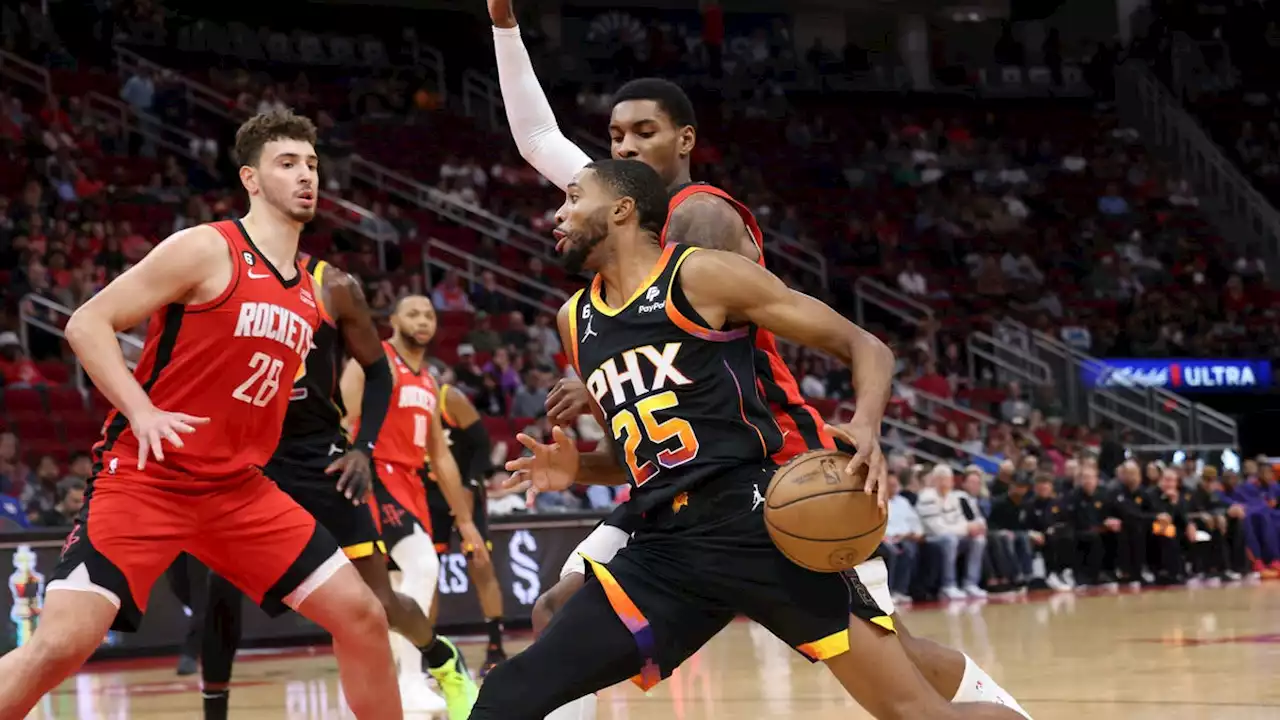 Suns lose Ayton, Payne in fifth straight loss, falling 111-97 at Rockets