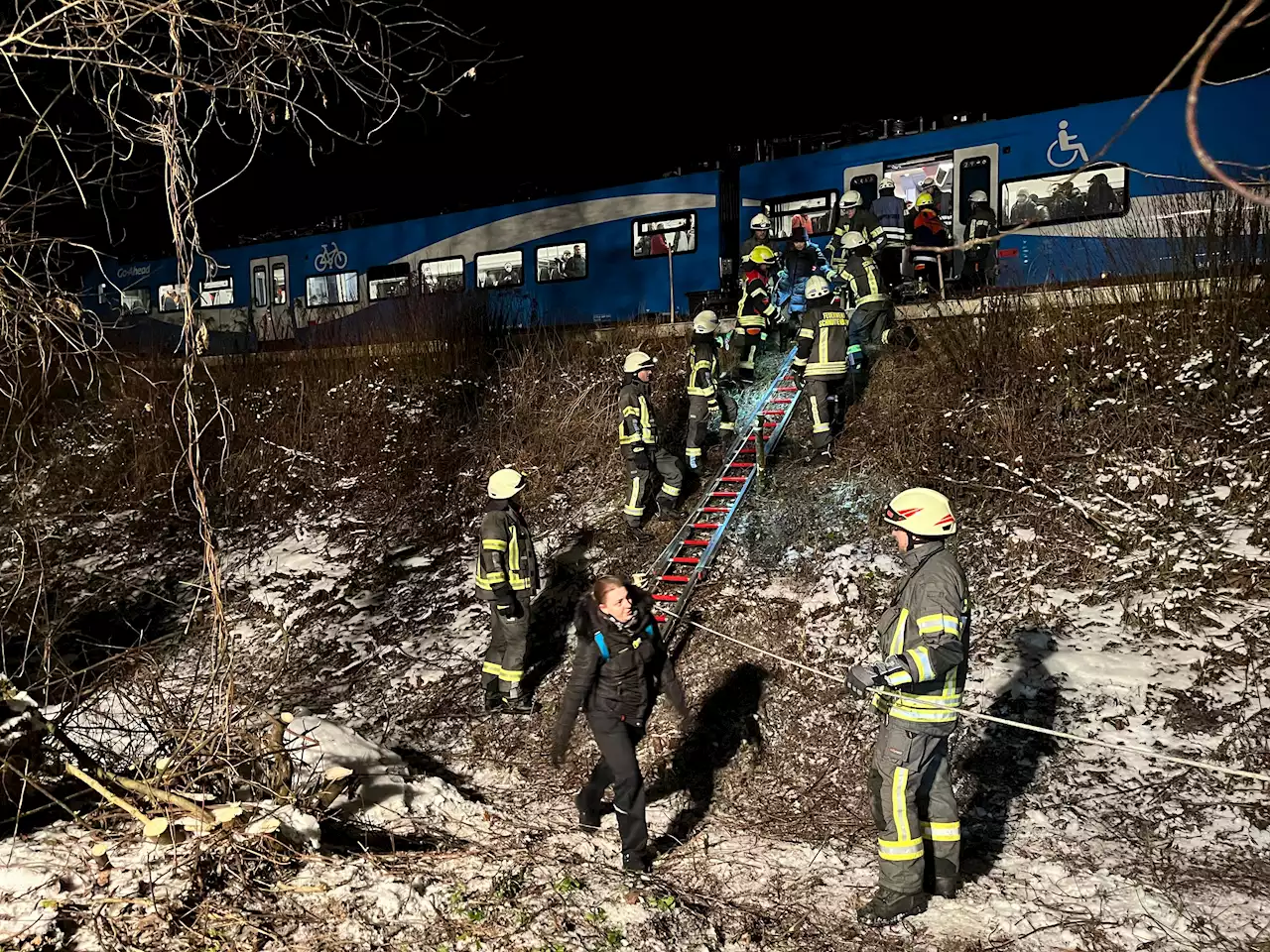 Liegengebliebener Zug in Schwaben evakuiert