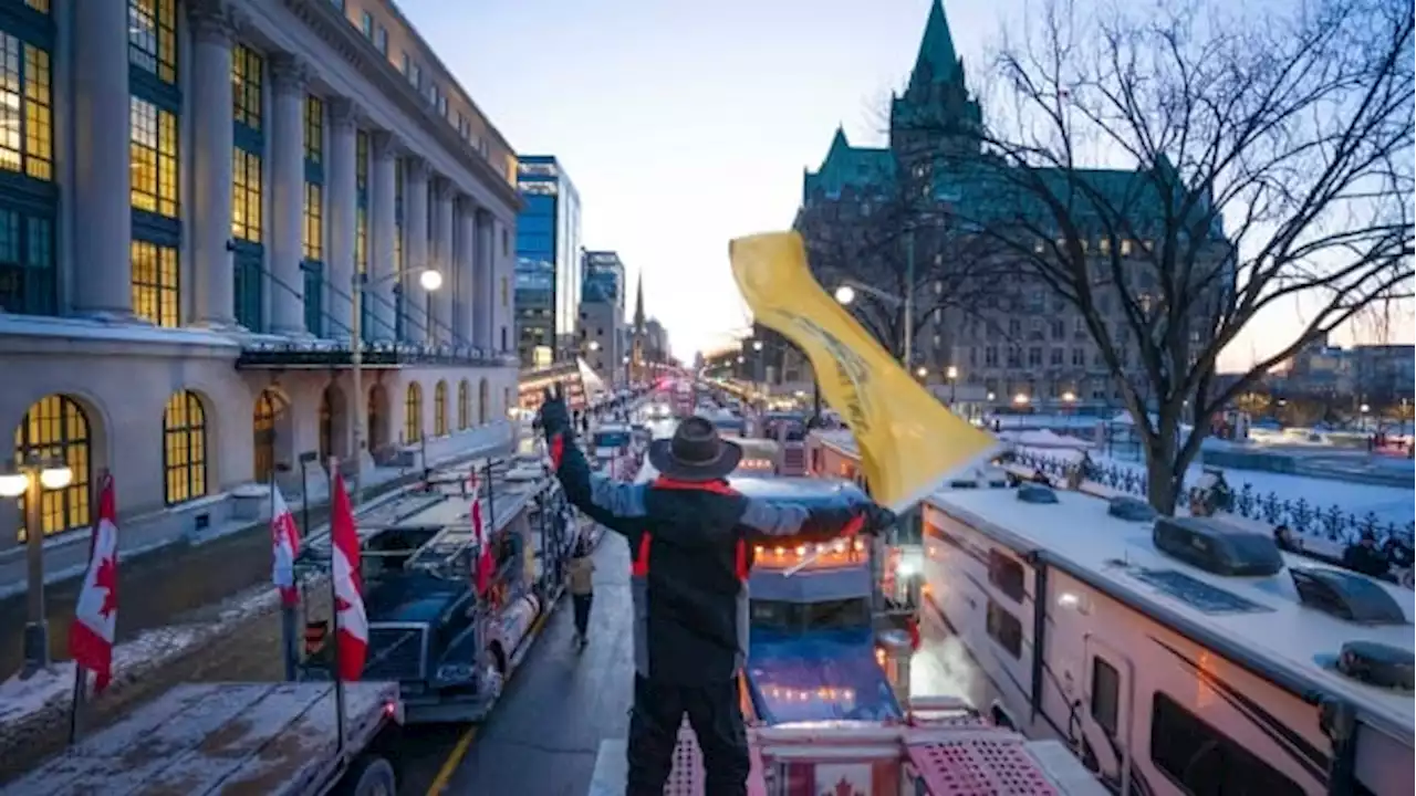 Blocking convoy's access to Ottawa's downtown wasn't 'realistic,' commission told | CBC News