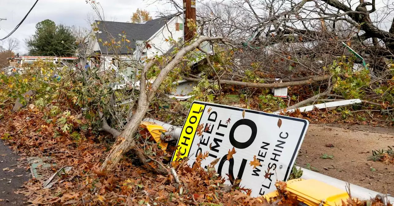 Storm brings tornadoes and blizzard-like conditions across the US with 2 dead in Louisiana