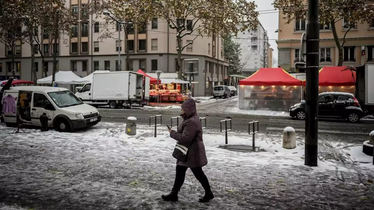 Météo : 33 départements en vigilance orange à la neige et au verglas