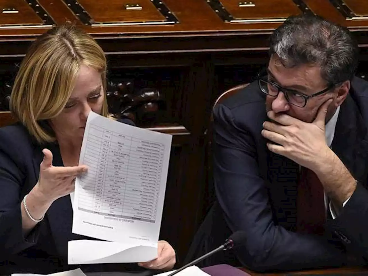Manovra, il giudizio Ue: misure «in linea», ma bocciatura per riforma pensioni, contanti e Pos