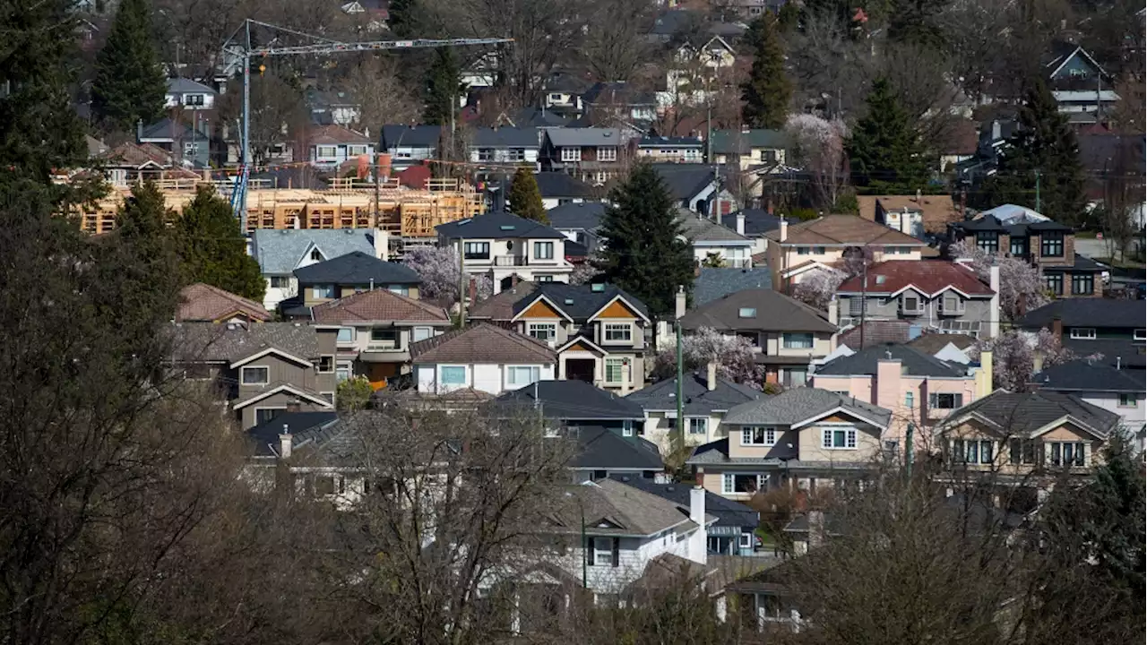 National average rent exceeded $2,000 in November, says Rentals.ca