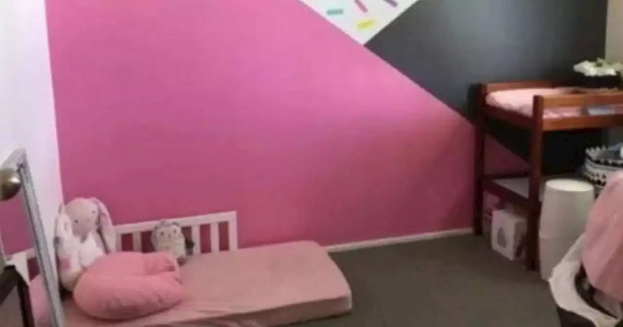 Mum accused of 'child neglect' after sharing picture of daughter's bedroom