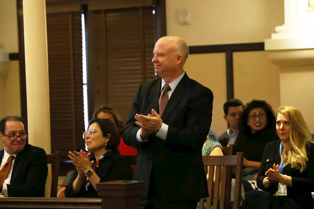 County Judge Nelson Wolff bangs the gavel for the last time