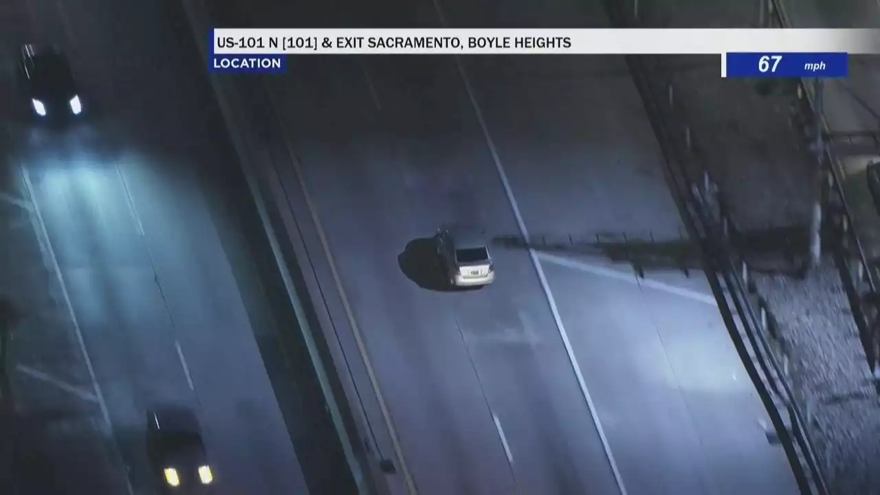 LIVE: LA County deputies in pursuit of vehicle