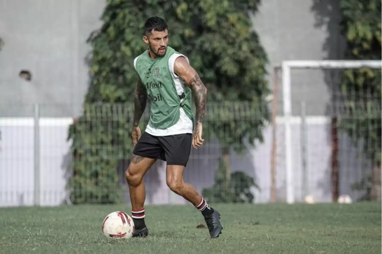 Bali United vs Borneo FC: Teco Beri Perhatian Khusus untuk Stefano Lilipaly