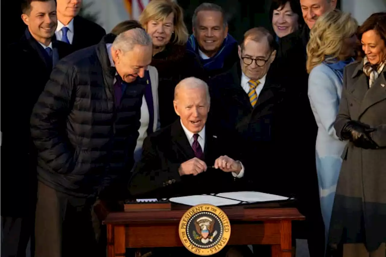 President Biden signs gay marriage bill at White House ceremony