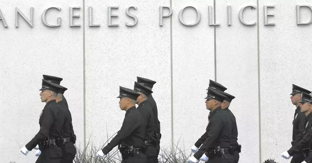 LAPD doesn't fully track its use of facial recognition, report finds